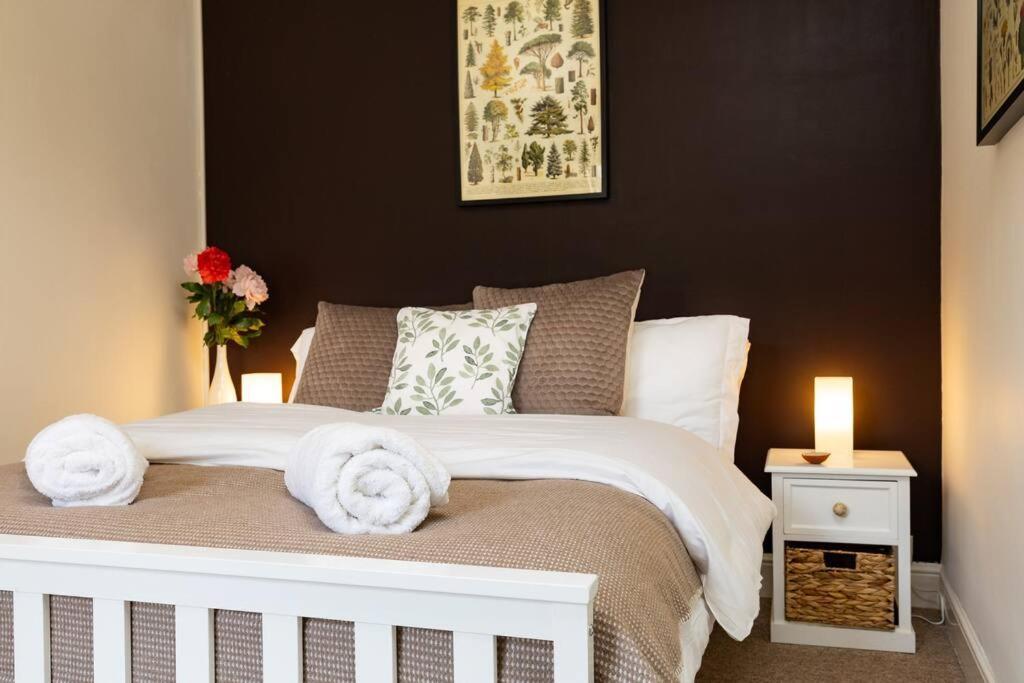 Pure B - Welcoming Bath City 3 Bed House Free Parking & Wifi Kültér fotó