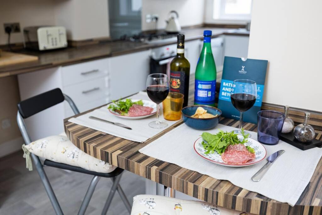 Pure B - Welcoming Bath City 3 Bed House Free Parking & Wifi Kültér fotó